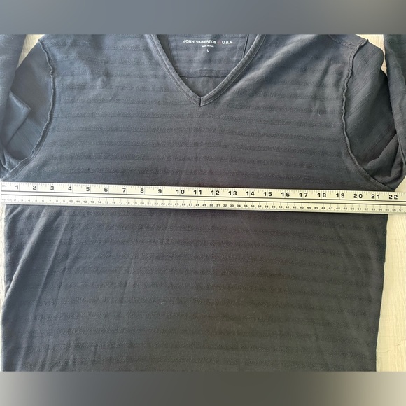 EUC John Varvatos USA Textured Slub Knit V-Neck Long Sleeve Shirt Black L - Picture 5 of 9